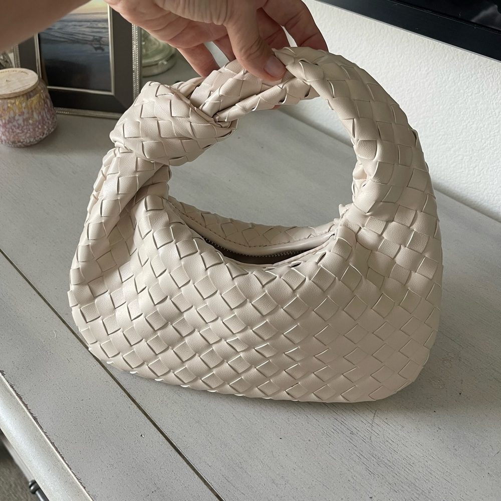 Woven knot style bag